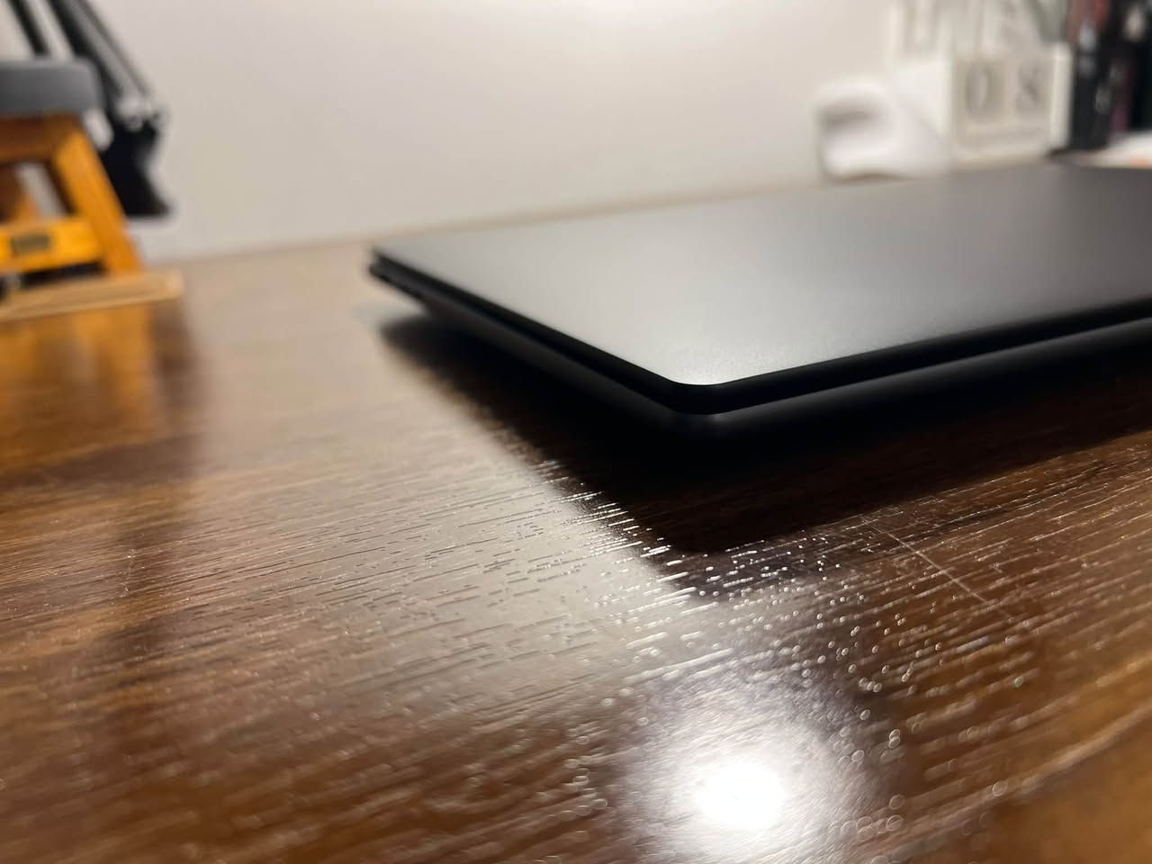 لابتوب لينوفو Lenovo Slim 7 Pro X 14.5" 3K Touch 120Hz Ryzen 9 | 32GB RAM 1TB SSD RTX 3050
 مستعمل نظيف  استخدامه مده اشهر قليلة نضافتة 95%  بشاشة لمس  OLED
الملحقات كاملة مع الكارتون الاصلي الشاحن الاصلي يدعم الشحن السريع تايب c بقدرة 100 واط 
متوفر خدمه توصيل مجاني لجميع محافظات العراق 
رقم الهاتف : ***********
