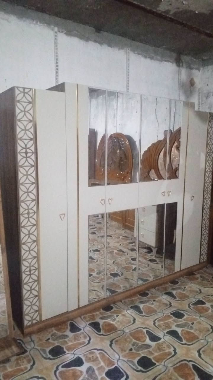 يا الله  غرفه تركيه 9 قطع للبيع النضافه 100 ستخدام قليل السعر 800 وبيه مجال قليل العنوان الماجديه سيد جميل نهايت الربع سايدات *********** نشتري جميع انواع الغرف شعدك دز خاص او واتساب
