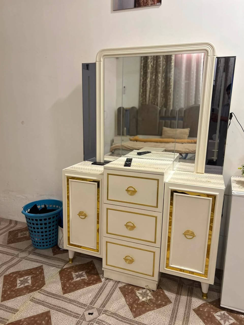 سلام عليكم غرافه تركيه مستعماله 4 اشهر نظيفه وحلووه مكاني بغداد الرقم الاستفسار ***********
