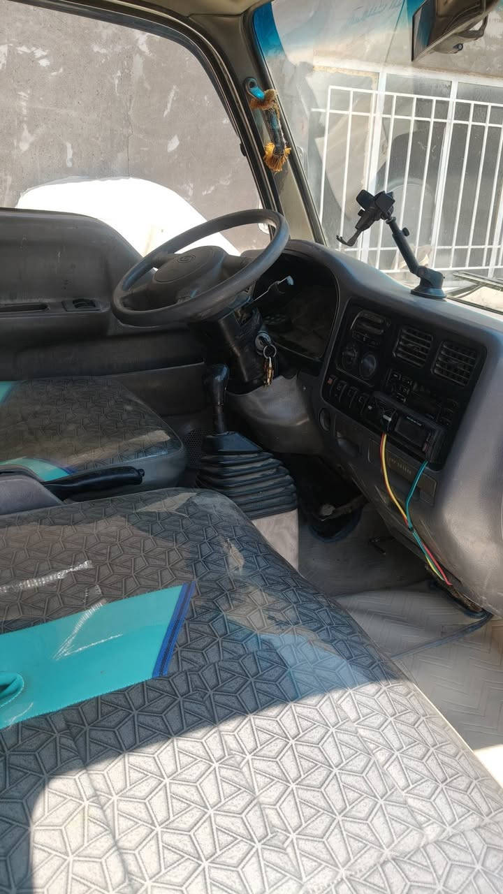 كيا فونتيرا موديل 99 رقم واسط مشروع وطني مكانه بغداد سياره نظيفه كامله مكمله مسبوق حزام سعر 75 بها مجال***********
