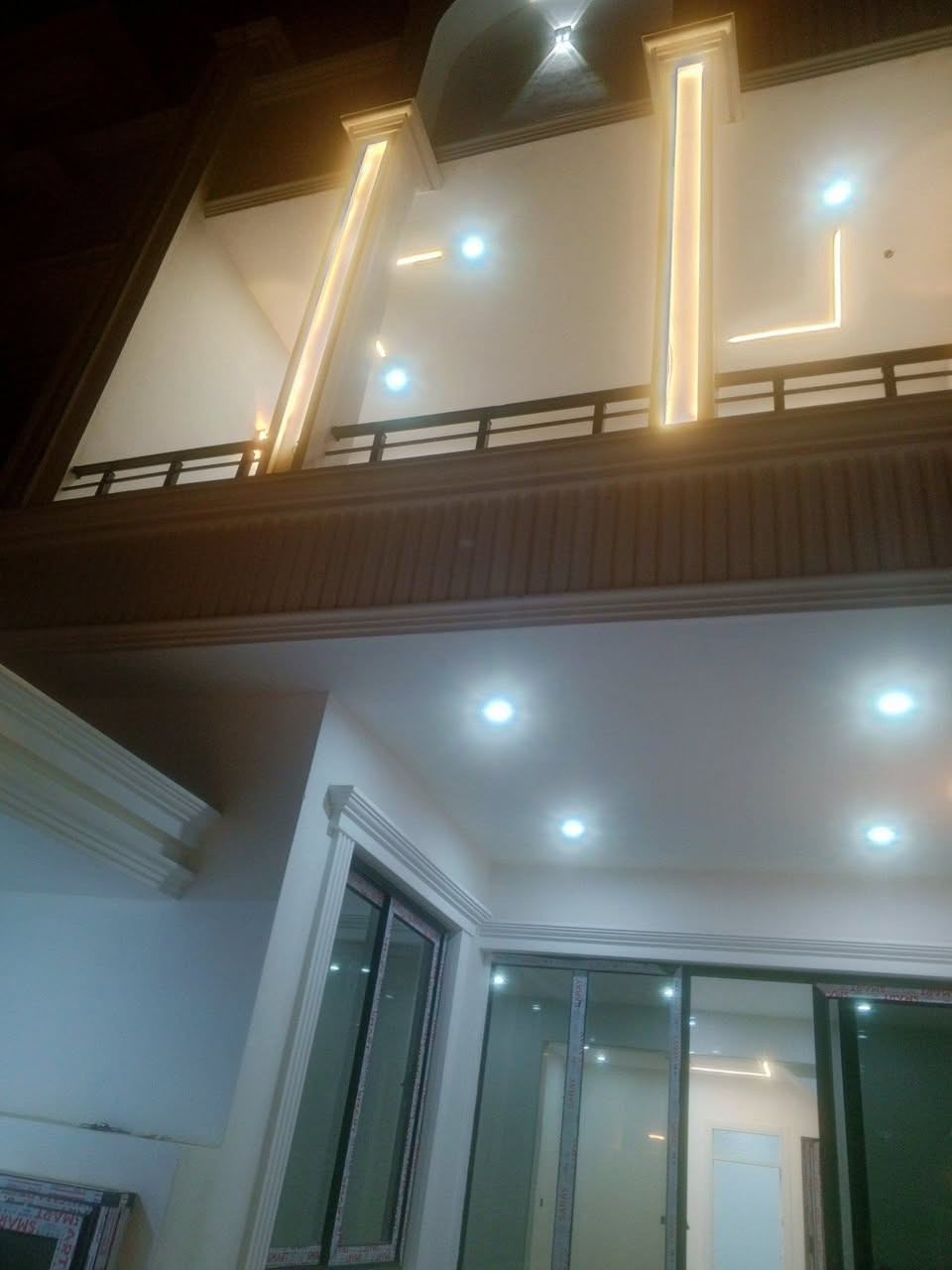 على بركة الله،،،،،،،،،،🏠🌟🏡💐🏡🏠💯🏠🏡
البيت راقي جدا وجاهز بدون استخدام طابقين درج داخلي المساحة 100م درج داخلي كامل المواصفات من الدكت المركزي والسقوف المغربي واجه ملكى الفرع مبلط واسع السعر 58 مل للشراي اتصل ع الارقام *********** شوراو قرب كلية الزراعة 
***********🏠🏡💯🏠🏠🏠 بو فروشتن ڵه شۆراو نزیک کۆڵێە زراعە خانوەکه سفری به کار نه هاتوە 2ڤات مه ڵه کێ نرخی 58 مڵ 🏠🏡💐🏡🏠📞📞
