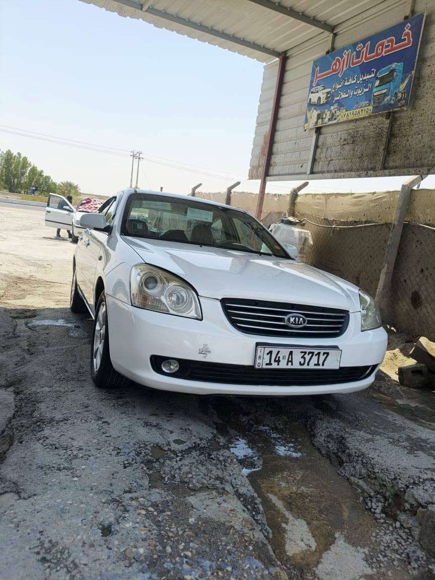 السلام عليكم سياره للبيع كيا اوبتيما موديل 8 خليجي سياره بيها صبغ حزام بدون حادث سياره جاهزه على 24 حبايه ماكينه 2700 السعر 90 وبيها مجال مكان ناصريه تواصل على هذا الرقم***********
