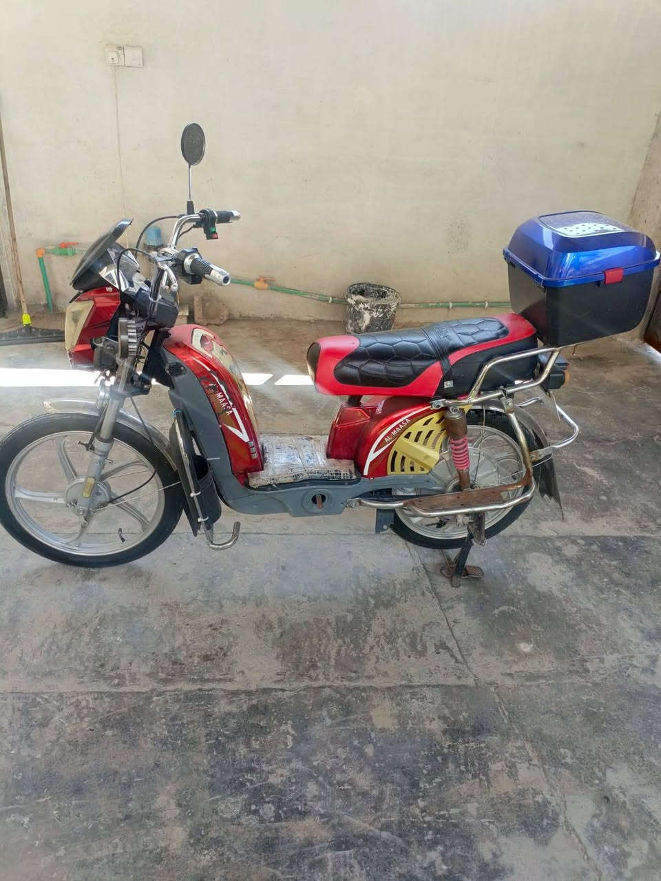 ماطور شحن كشر للبيع فول نقص بس بطريات عوزله هاذه رقمي *********** سعره 180

