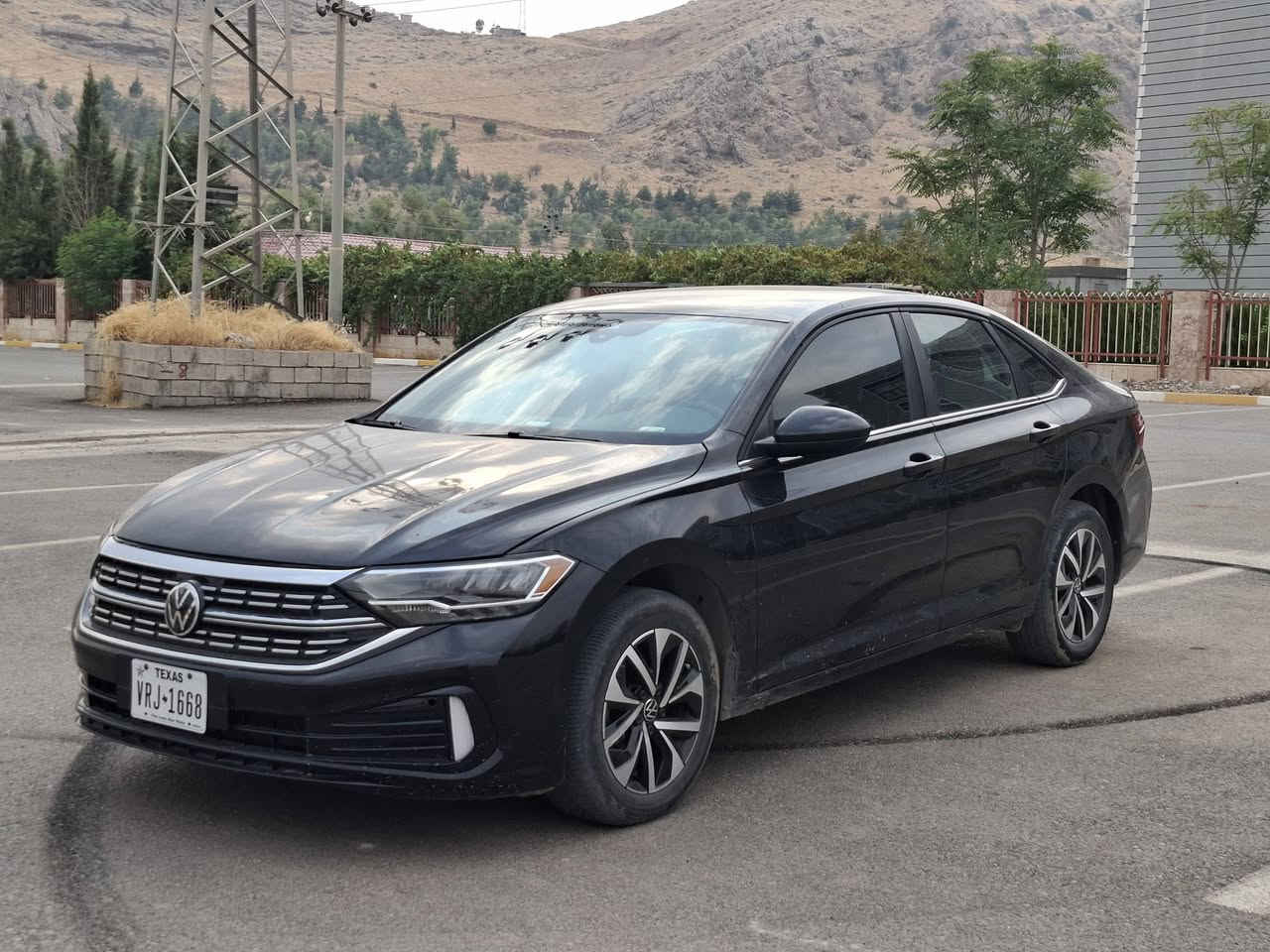 سەرەتا بەناوی خوای گەورە
جیتای 2024 s sport بۆ فرۆشتن لە ڕانیە 
٢ پارچەی بۆیاخە بەبی ناو گرتن ئیرباگ شان و سوکان تەقیوە
سوکان بیلادی داندراوەتەوە ڕادار ئاوێنە ڕادار کامیرا ٣٦٠ کاتی نەشکاوە سعری ١٢٨ گەڵاو مامەڵەیە ***********
ڕەسمی عادیسەکەم داناوە
