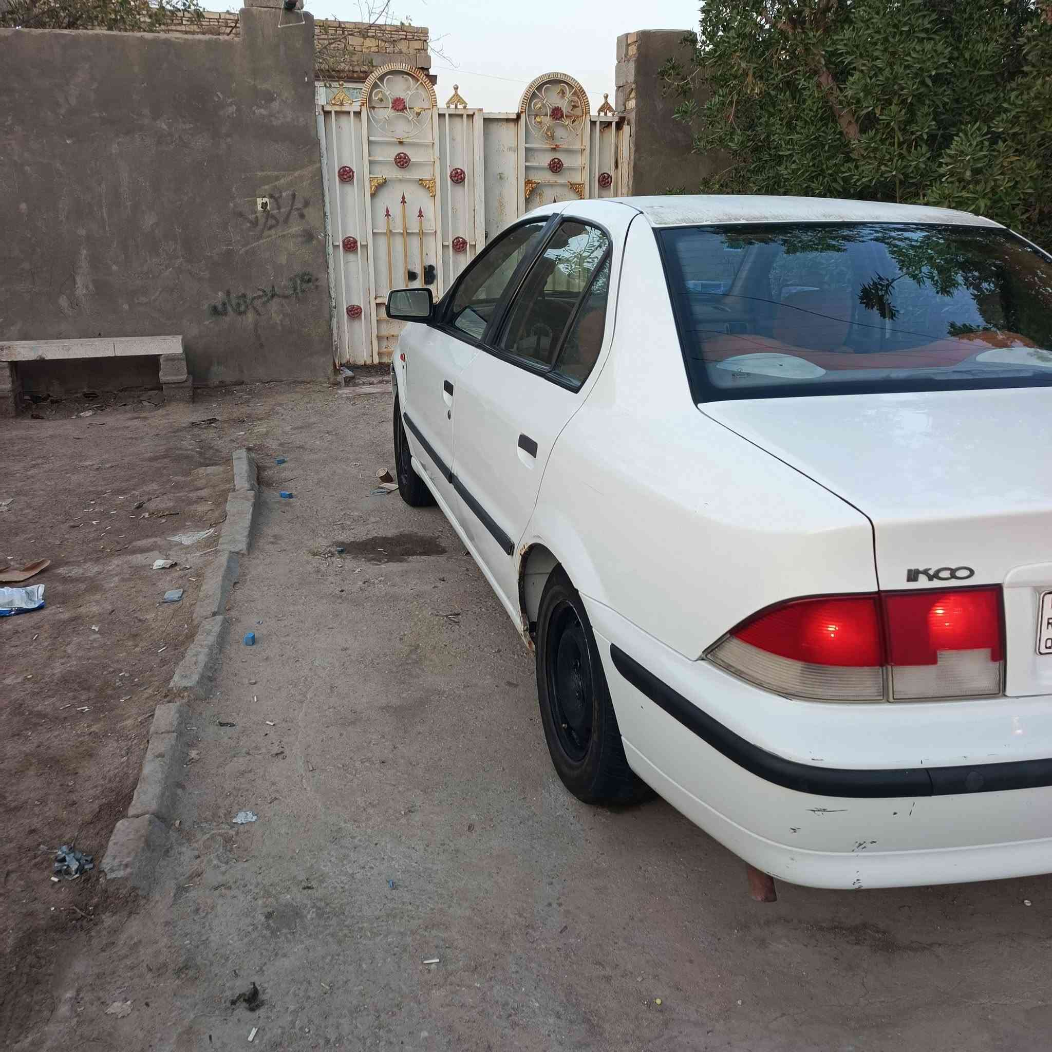 السلام عليكم 
سمند ٢٠١١ رقم مثنى مشروع وطني مكينه وكير وحداديه 
وتبريد مكفولات كهربائي كله شغاله السياره مكفوله بس بنيد مبدل بيه طخم تاير جديد والسياره جاهزه من كلشي 
سعره 36وبيه مجال 
مكاني بلناصريه ***********
