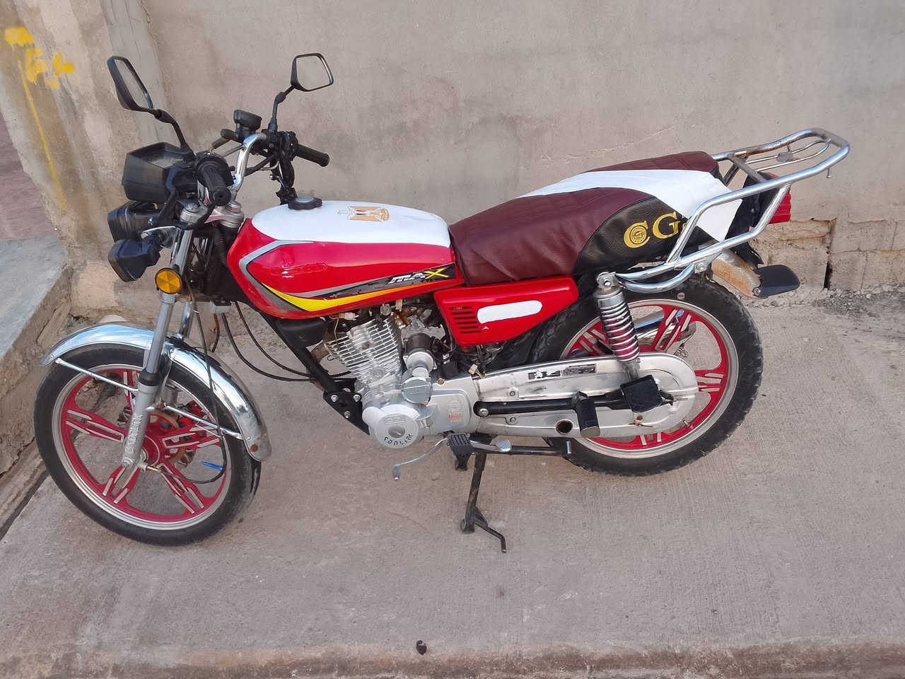 ماطور البيع موديل 22سعر 450بي شويه مجال ***********
