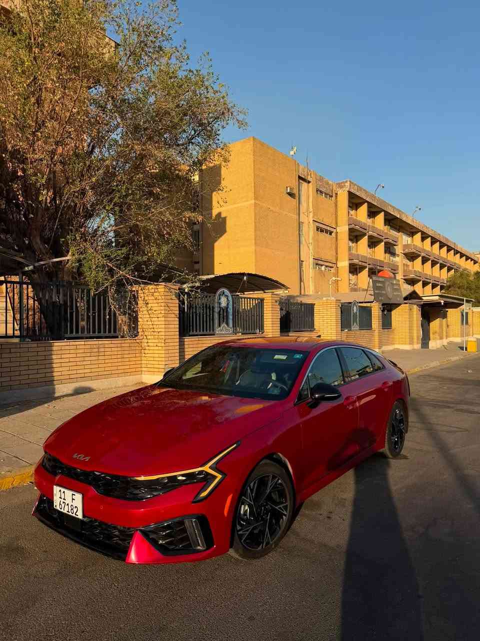 السلام عليكم k5 2026 gtline
الموديل 2026 
الممشىً 4700 يعني زيرو 
المواصفات فول عدا فتحه 
كشن كهرباء 
كشنات جلد لونين 
مودات تحكم قياده
هيتر كشنات
شاشه متصله كامله 
تبريد بيانو 
حساسات امامي خلفي 
لدات خلفيه 
ويل 18 تايرات شركه بيرلي 
الحادث بنيد فقط بدون دواخل لا شاصي ولا لغد
رصعات بل جنطه اثر تحميل معدله pdr 
سياره جديده معنى الكلمه 
السعر مناسب علق يجيك بلخاص 
مكان سياره بغداد 
***********
