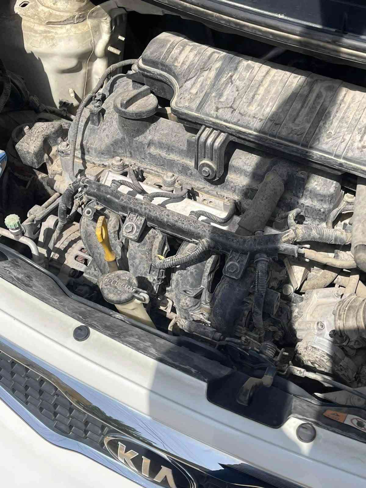 سياره  كيه بي كانتو موديل ٢٠١٤ بيهه فقط     جاملغ خلفي صبغ  سياره  خليجي  ١٤٠٠ مكينه ماشيه  ٣٩  و٧٠٠ مكانهه بغداد المنصور  السعر ٩٠ وبيهه مجال بسيط ***********
