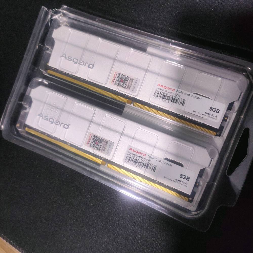 السلام عليكم، رامات(8×2) Asgard ddr4 سرعاتهن 3200 للبيع جديدات فقط مفحوصات سعرهم 150 الف،مكاني موصل