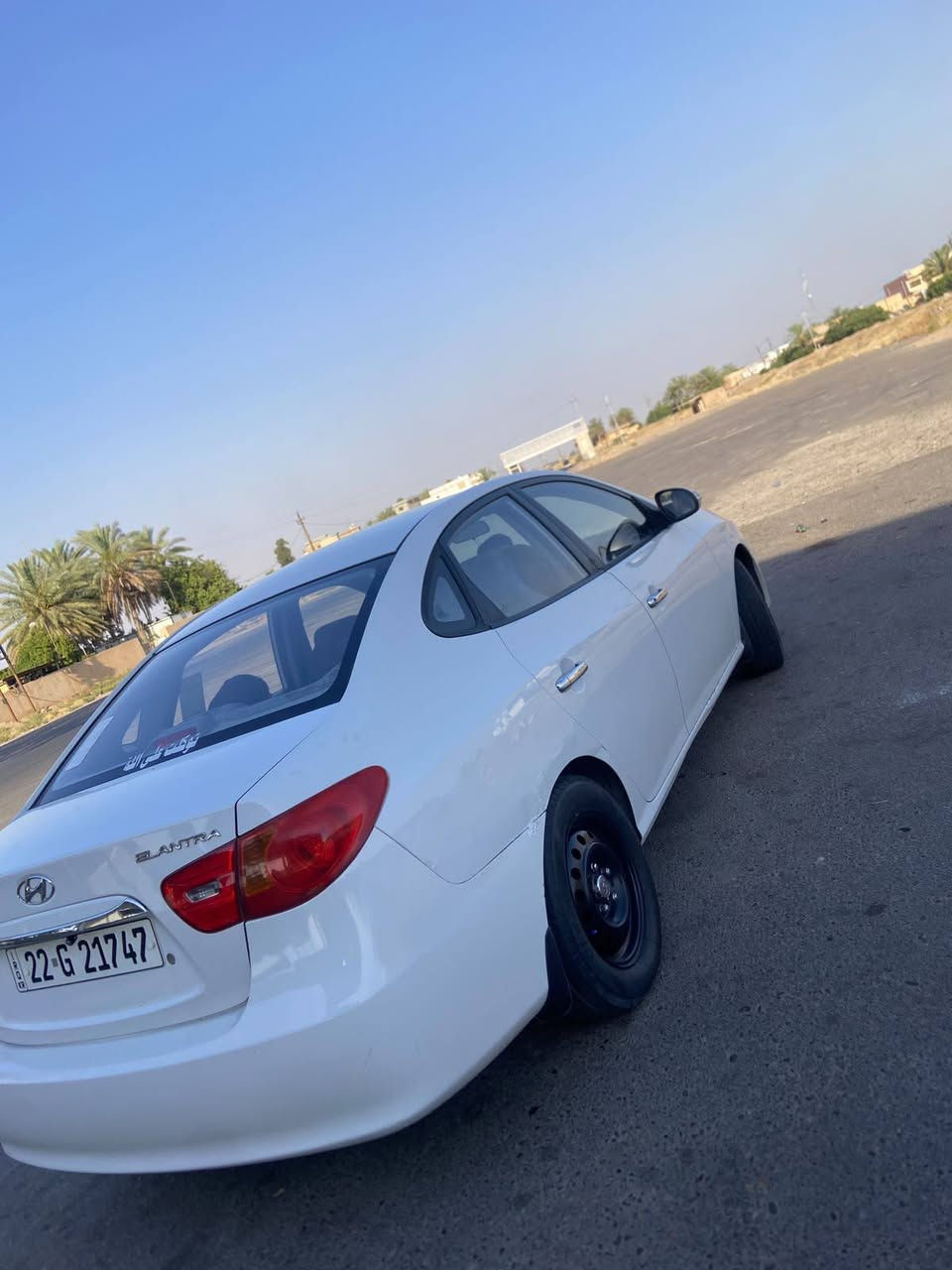 السلام عليكم الانترا ٢٠١١محرك ٢٠٠٠ مكفولة من صبغ وتبديل فقط بارد محرك بي بدايه بخار كير شرط صدر أمامي خلفي جديد تخم تايرات جدد تبريد ثلج سيارة جاهزة سعر المطلوب ١٠٥وبيها شويه مجال اخوان إلي جوه شده لحد يعلق رجأ تخدمك سيارة على رأسي اشوفها غاليه اعبر المنشور مكان السيارة صلاح الدين بيجي ***********
