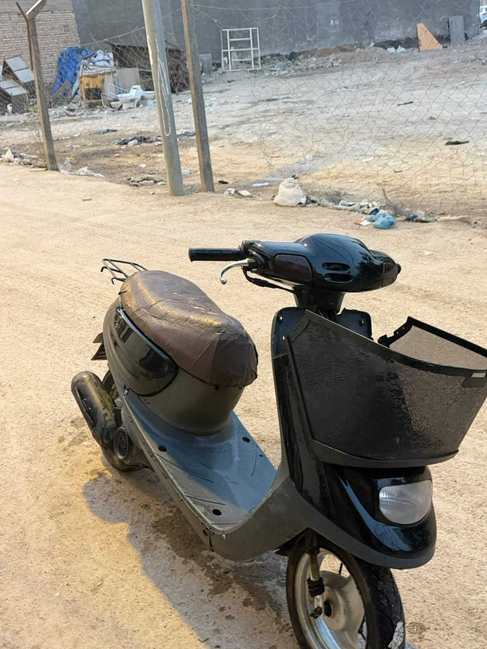 منغولية • نضيفة • تحتاج بطارية