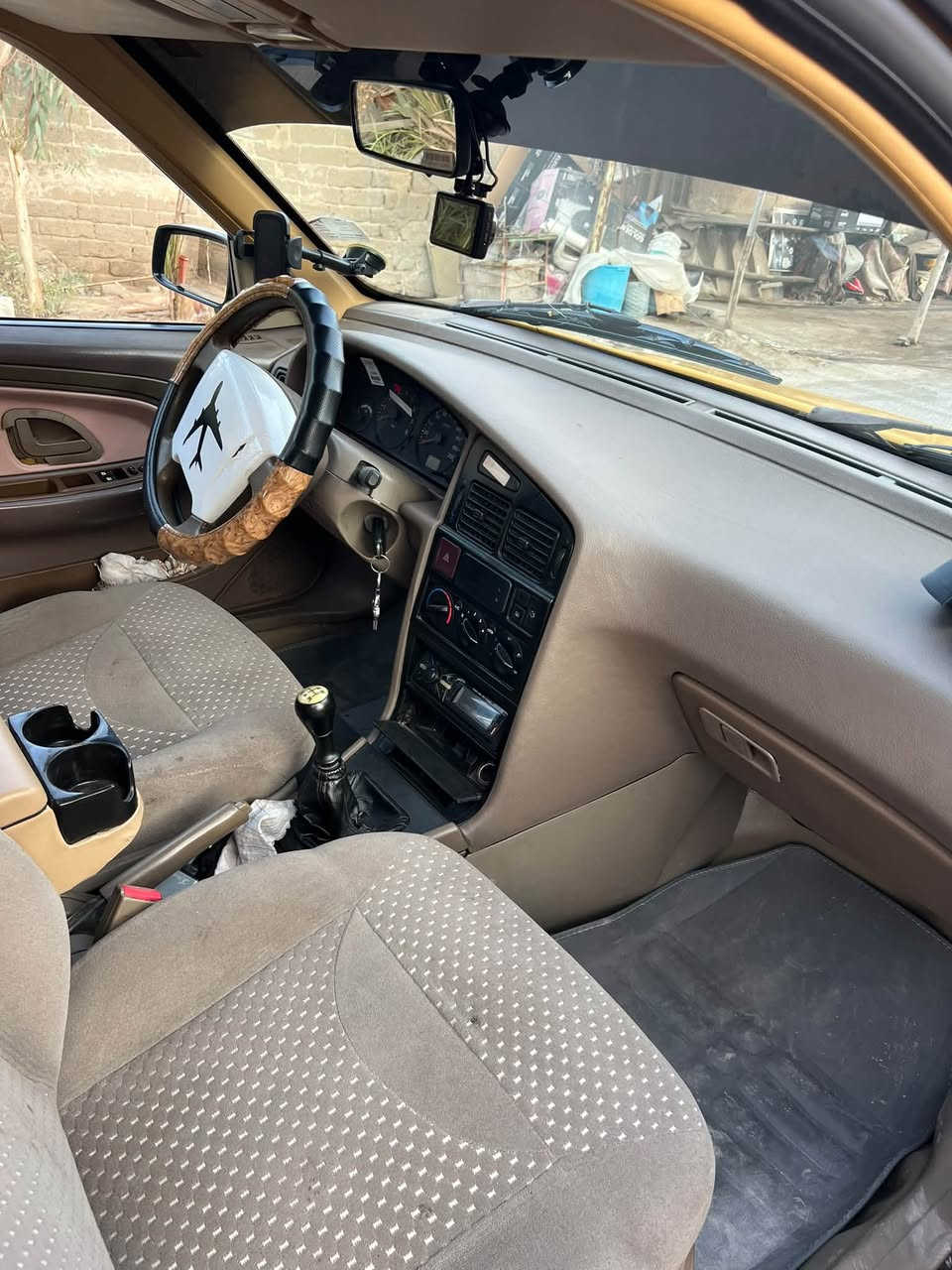سلام عليكم بيجو  405 سياره جديده كفاله من تبديل وصبغ فقط بيها طخه بل مدكر المامي ع بارد صبغ كد شبر مديل 2016 سياره بسمي رقم جديد سياره كفاله مكينه وكير وحداده وتبريد وتايرات سياره جاهزه العنوان بصره ابو الخصيب هذه رقمي ***********
