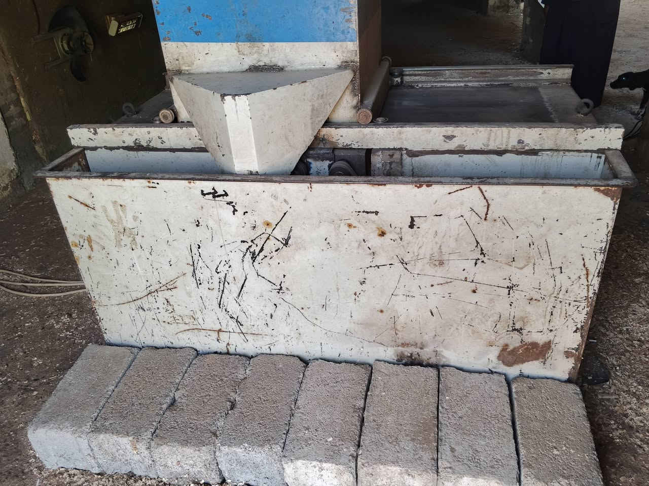 سلام عليكم مكينه مال نشاره سوريه مستخدمه شي قليل مكان ديالى ‏‪***********‬‏
