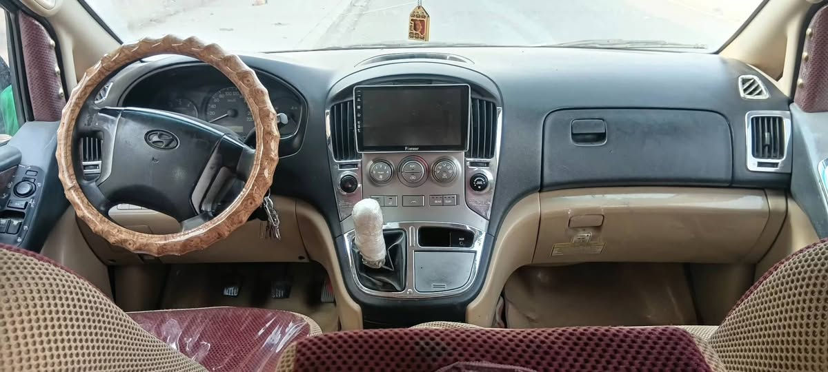السلام عليكم ستاركس للبيع مفتوح 2008  رقم بغداد انكليزي السعر 110وبيه مجال للشراي للاستفسار ***********
