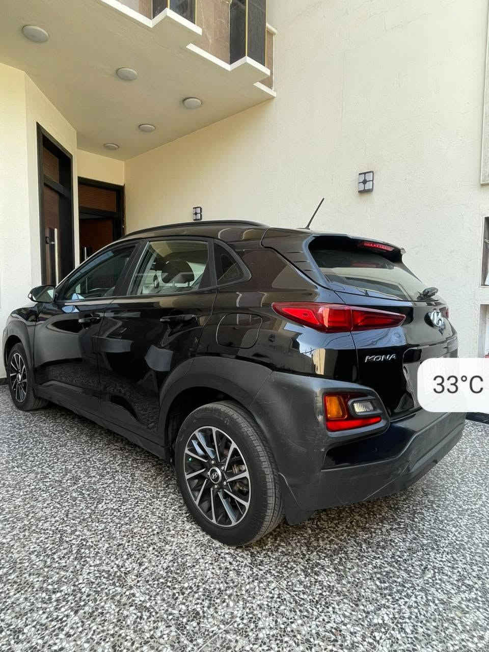 للبيع كونا موديل 2019 وارد امريكي محرك 2000 دوش
السياره بيها قطعتين صبغ جاملغ وبنيد بدون دواخل كير محرك حداده خير من الله تبريد ثلج تخم تاير جديد السياره بأسمي رقم بغداد الجديد تحويل مباشر 
السعر 120 وبيها مجال 
للأستفسار ***********
عنوان بغداد

نص مكتوب في الصور:
- 33°C