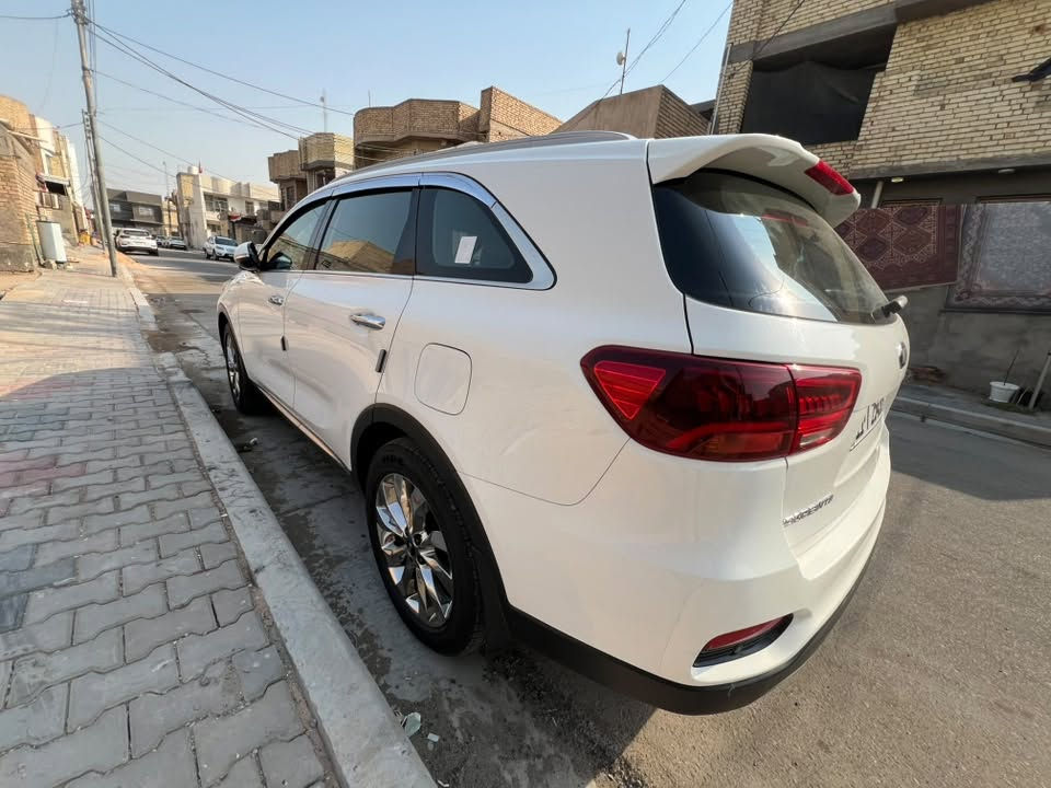 تحيه طيبه

سورنتو 2020 للبيع ماشيه 54 

خليجيه كفاله عامه ما عده بارد اصبعين فقط مكان واحد 

6 سلندر 
رقم بغداد 

سياره جاهزه للاخير 

السعر. 240

مكاني كربلاء 

شراي اتصل فقط 
***********

