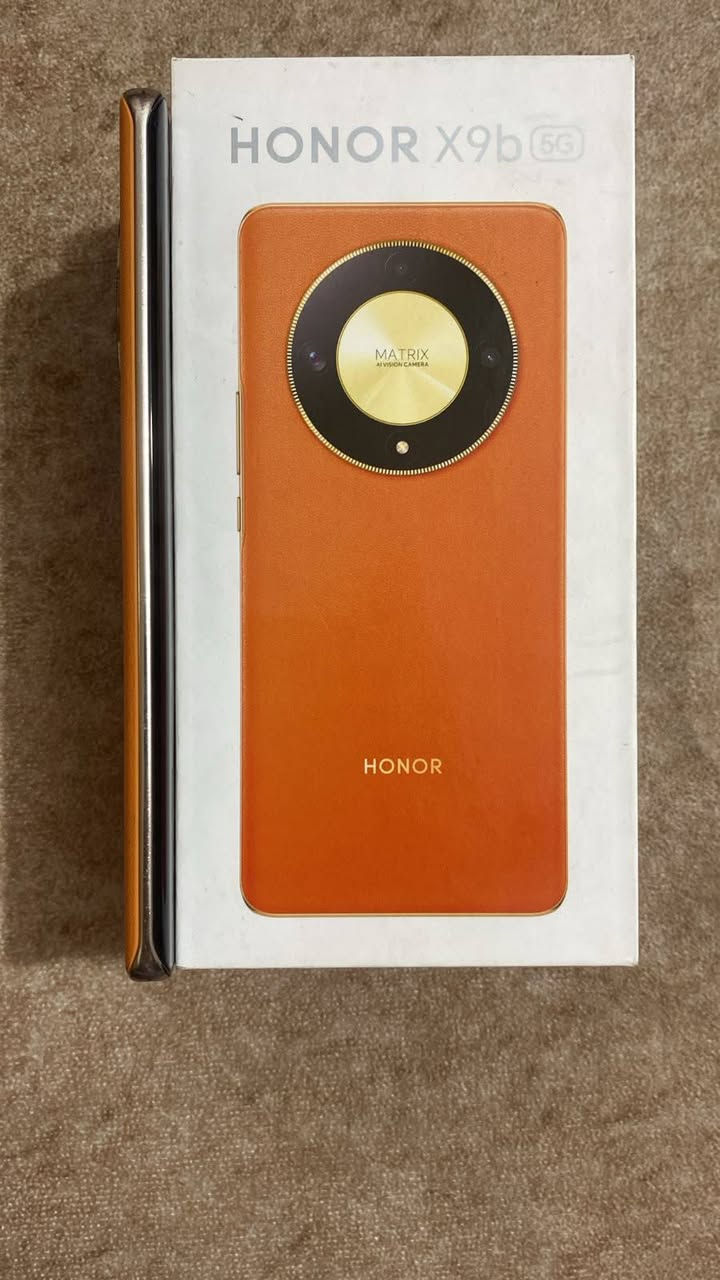 السلام عليكم 🌷
جهازين مستعملات للبيع
الاول 
 ( A  10 )
 السعر 100 ألف
الثاني
 (honor x9b)

السعر 300 ألف
***********
