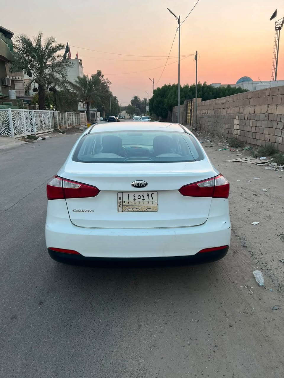 السلام عليكم سيراتو ٢٠١٤ خليجي للبيع ماشي٢٠٠ الف  سنويه ساقطه صبغ دعاميه إماميه المكان مأشر عليه  بل صوره تكحيل ول دوسه شبر صبغ الباقي مكفول كير مكينه مكفول محرك 1600دوش رقم بابل مكان السياره بابل بسمي السياره تحول ثاني يوم للتواصل ***********
