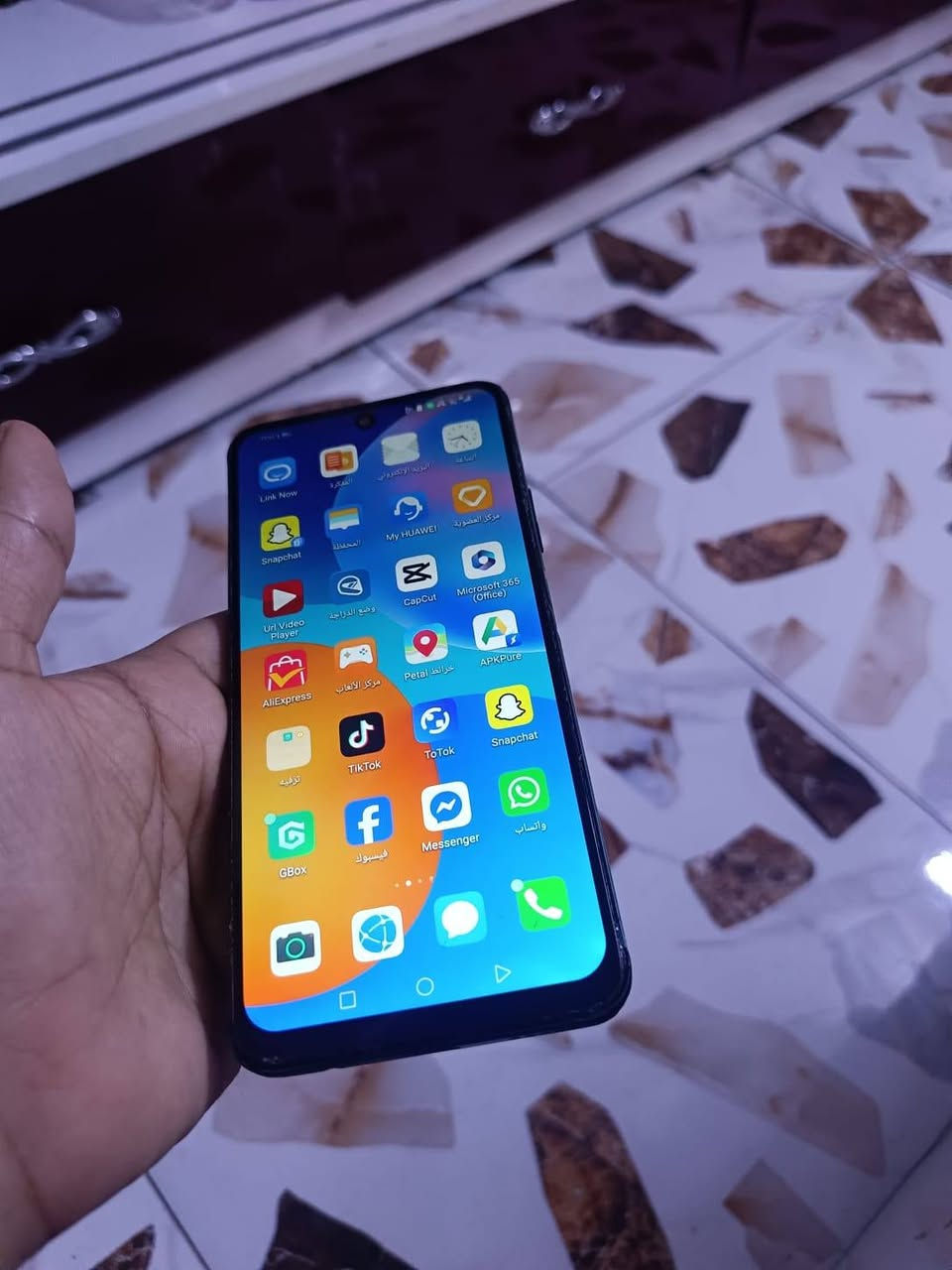 هواوي Y7a جهاز فقط مستبدل شاشه نضيف ذاكره 128 كامرات كلش  حلوه جهاز كله شغال ع فحص اتصال نت صوت سيم كرت  كله شغال  كلشي شغال تجي تفحص براحتك سعره 75 بي مجال كلش بسيط ***********
