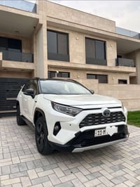 راف4 XSE • هايبرد 2021 • دفع رباعي