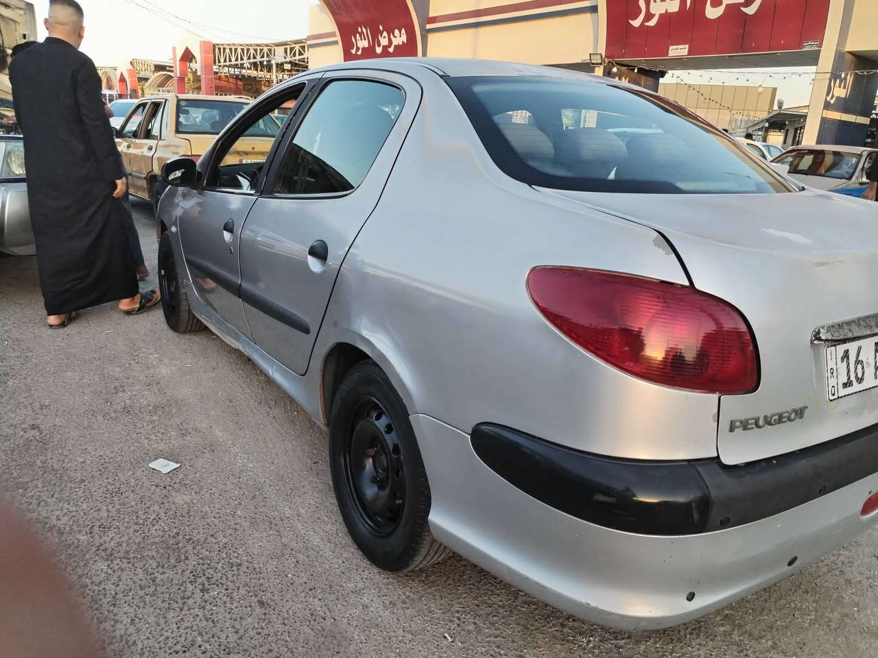بيجو ٢٠٦ فرنسي موديل ٢٠٠٩ سياره نظيف وجاهزة تبريد السياره بسمي سنوية ٢٠٣١ تريد مداور تريد وكالة مكينة وكير كفالة السعر ٣٥ والشراي يتصل *********** موجود واتساب مكاني النجف
