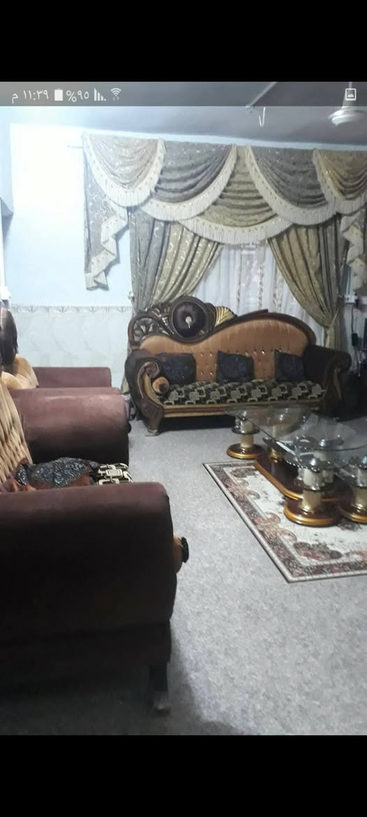 شارع 80مال النجف • ٢٠٠م • غرفتين