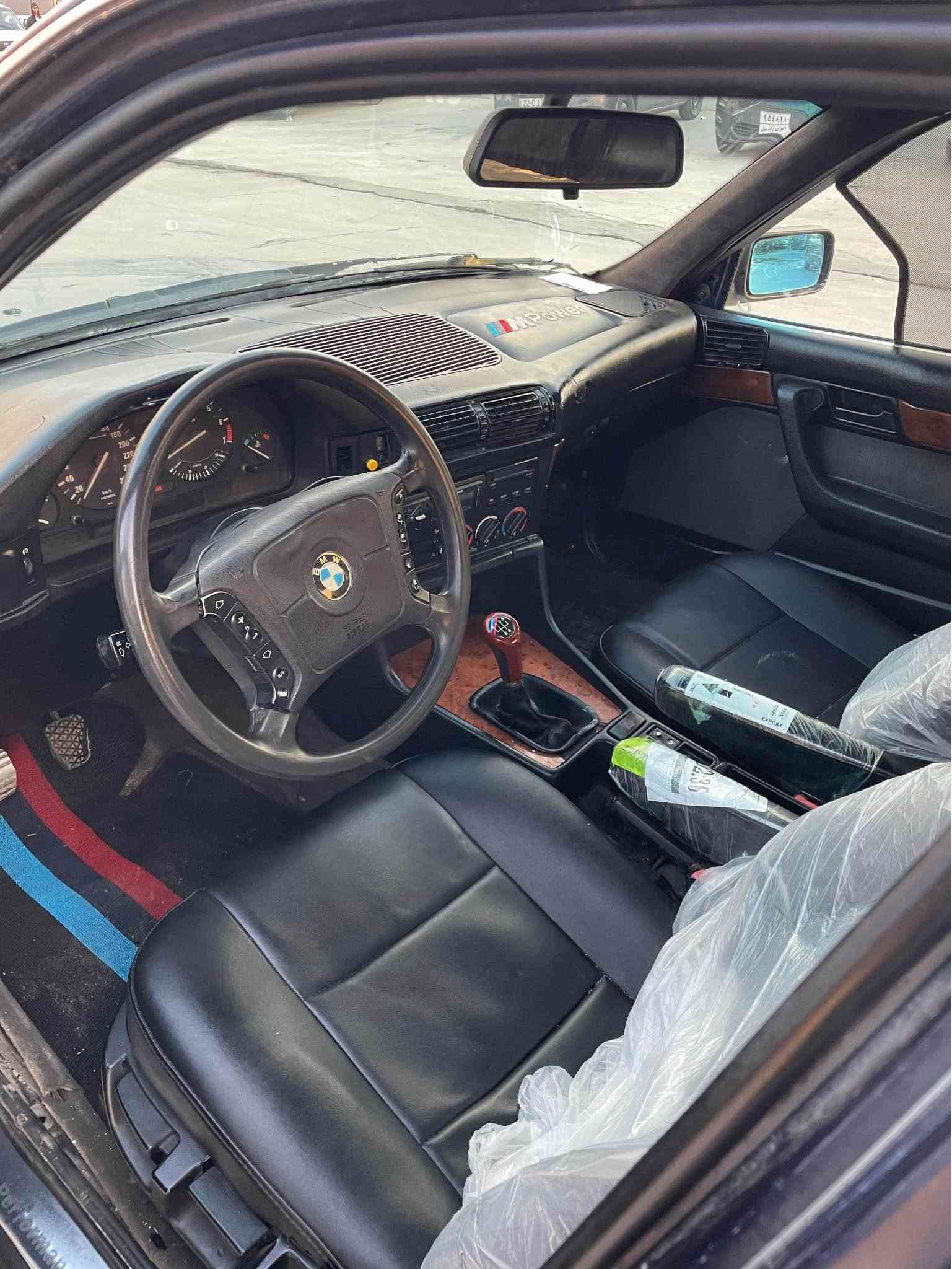 بيم ٥٢٥ فول موا سه فاته ته بريد له  گه ل سويج گير مه كينه هه مو گيا ني به شه رت موديل ١٩٩١  كا مل كرا وه به ٩٥. ليدرا وي نيه سا ره كه لوكه ئا رم پلاستيكي سليمانيه ئا رمو ئه وه ليا ت به شه رت  گورينه وه ئه كه م به شتيك به دلم بيت نرخيشي ٤٥ گه لايه السليمانية, العراق
