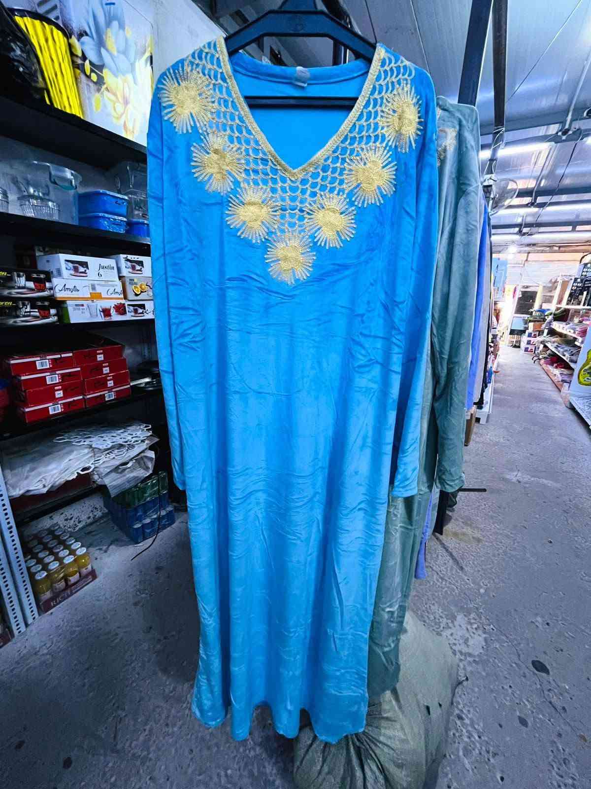بسم الله وعلى بركة الله 
تم فتح بضاعه جديده 😍 
دشداشه قديفه نسائي 
سعر القطعه ب١٠
كل اربع قطع ب٣٠ 
العنوان فلوجه حي الضباط شارع المستشفى مجاور دكتوره محاسن اسم المحل مجمع الأخوين للتبضع المنزلي متواجدين لساعه ١٢ليلا
