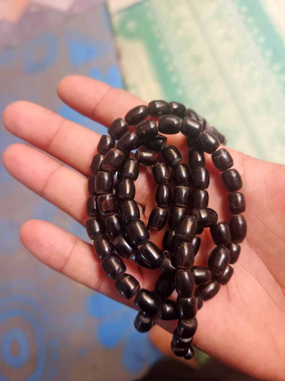 *للبيع سبحة يسر حجازي أصلي قديم*
📿 101 حبة - قصة برميل / كبسولة
⚖️ الوزن: 54 غرام ثكيل ومختمر
✨ المأذنة والشواهد تطعيم فضة
✅ حجر طبيعي أصلي 100% مو بلاستك

سبحة ذكر نظيفة ومرتبة، ختمرة وحلوة بالايد

*السعر: 120 ألف وبيها مجال بسيط*
المكان: الكوت - الموفقيه 
*للتواصل: ************
توصيل موجود

