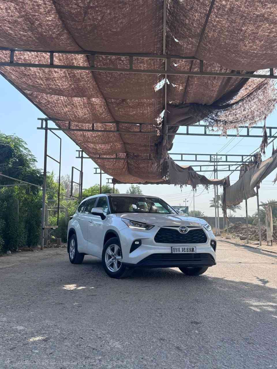 مواصفات موديل 2025 عبد اللطيف   عداد 18000
✨ ✅  لوحات بغداد +  البيع نقداً فقط 
أبرز المواصفات:🔹 محرك 2.5 لتر هايبرد (4 سلندر)🔹
 ناقل حركة أوتوماتيك🔹
 تشغيل بصمة🔹
شاشة تدعم Apple CarPlay

🔹 رادار أمامي ونظام تحديد المسار
🔹 مثبت سرعة (Cruise Control)
🔹 أوضاع قيادة متعددة (Drive Mode)
🔹 مصابيح LED + زينون
🔹 جنوط قياس 20 إنش
🔹 مرايا كهربائية قابلة للطي مع إشارات جانبية
🔹 9 وسائد هوائية (Airbags)
🔹 فرامل ABS + مانع انزلاق + Auto Hold + هاند بريك كهربائي
🔹 عدادات رقمية
🔹 بلوتوث وأوامر صوتية
🔹 مقاعد جلد كهربائية
🔹 تبريد ثلاثي للمقصورة
🔹 تتسع لـ 7 ركاب
.
الفخامة، الاعتمادية، واقتصاد الوقود.
***********

نص مكتوب في الصور:
- محتوى تم إنشاؤه باستخدام الذكاء الاصطناعي