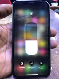 آيفون ١١ • ٢٥٦ • بطاريه ٧٠
