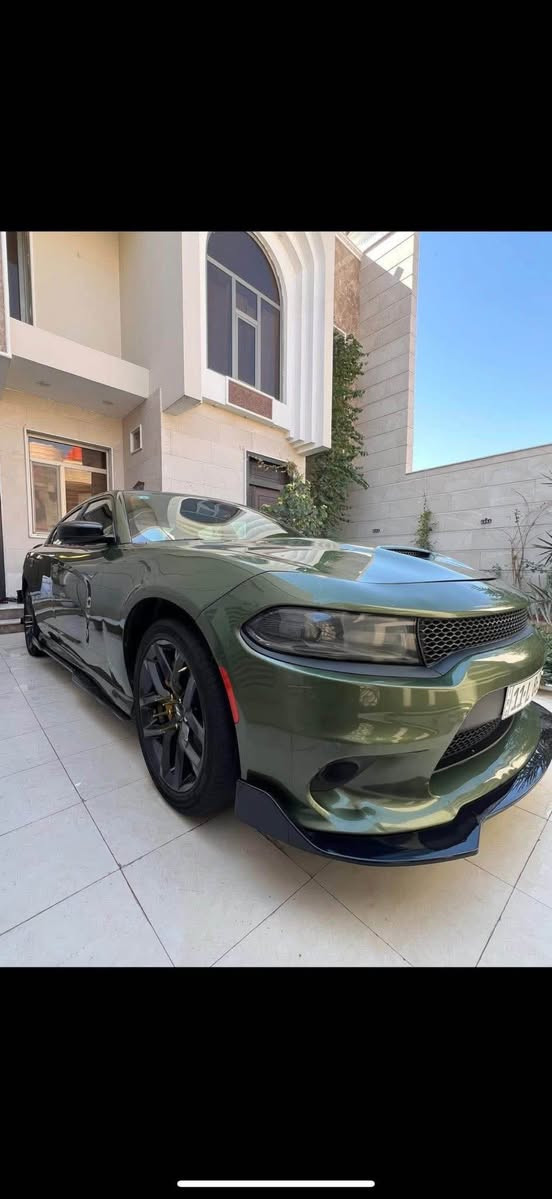 السلام عليكم جارجر GT 2019 بلاك ايديشن تراك باك ماشية 80،000mi كشنات حضن السيارة عليها اويل كاج كان وعليها عدسات اوزوم ولد متغير اشارة بالحاجب 
لون مميز زيتوني 
والسيارة عليها دبات 
كزوزات وصوت رياضي 
الموقع /البصرة 

السيارة كفالة عامة فقط باب السدر مبدل وكالة ونفس اللون  
للاستفسار /*********** البصرة, العراق

