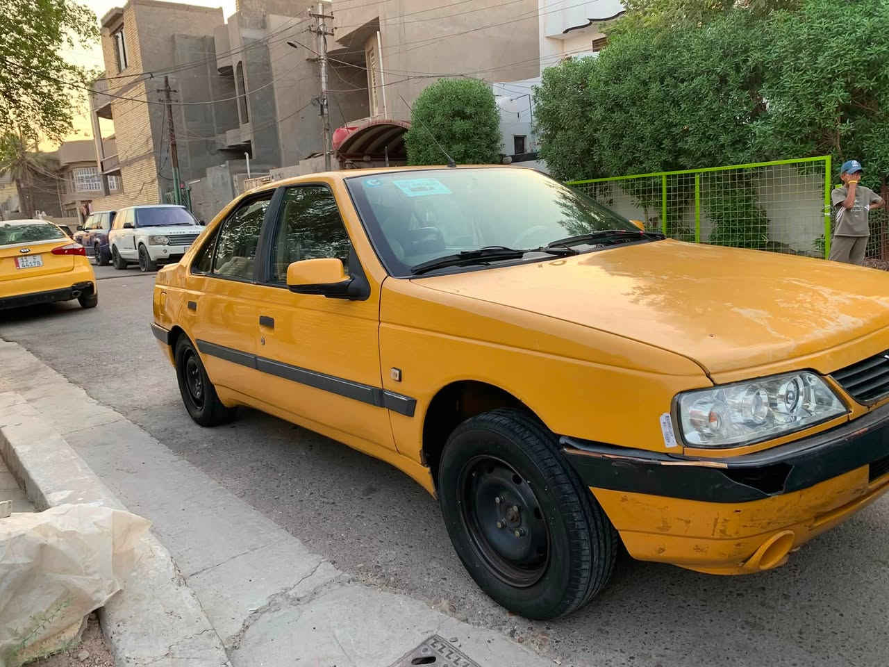 سلام عليكم بيجو لميس ١٣ سيارة مكفولة بس بيهة تلحيضات صبغ محرك كير جدد تبريد ثلج مدوشمة جديد رقم انكليزي بغداد تحويل ثانيوم سعر ٣٦ بيهة مجال عنوان بغداد فلكت سلمان باك ***********
