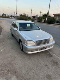 ملكة • مكينة VVT • ٢٠٠١
