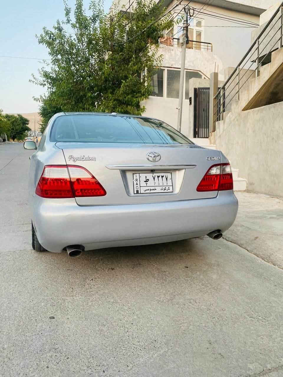 شاهینەی 2006 بڕاوە
180000 ڕۆشتوە
کۆدی بۆکراوە باڕکۆدی وەرنەگرتوە
مەکینە گەورەی گێڕ گەورە 182
ناو قەیسیو کوشن جڵد
سێ دوگمە
تایەی تازەیە 
تەبریدی ساردو گەرمی مەزبوتە
47 گەڵاو معامەلە
***********
شوێن: سلێمانی
