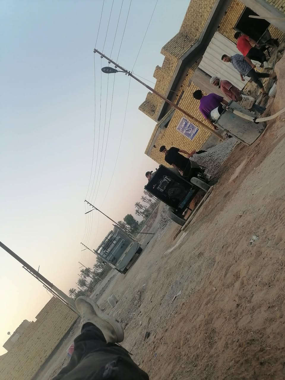 ***********السلام وعليكم  اي شخص محتاج صب رباط او صب البيت من الداخل اوصب فوك تصليطه يرسلني كادر كامل من خباطه وعمال شغل نضيف ***********وتساب.
