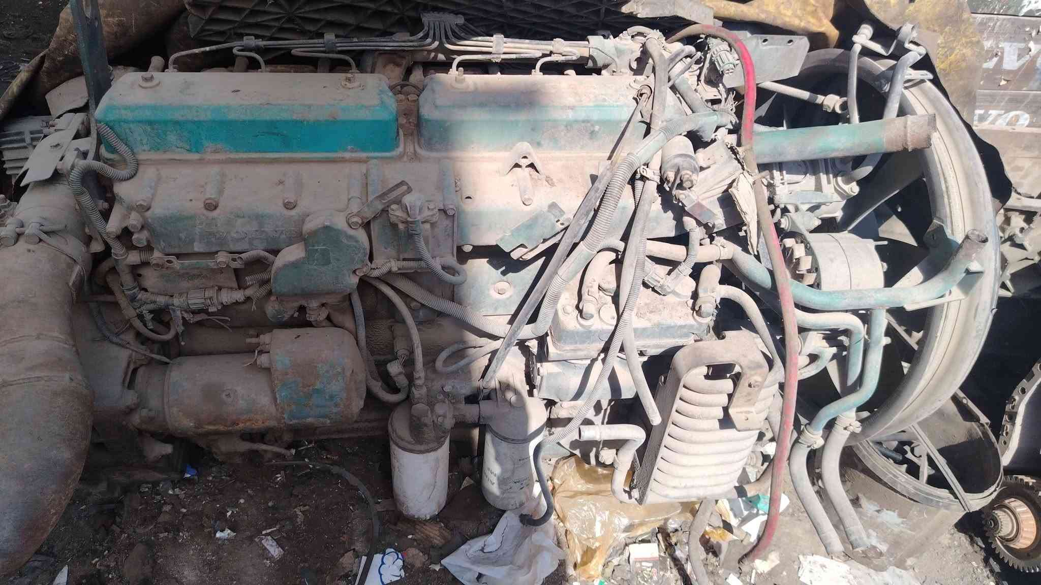 السلام عليكم مكينه فالفوD71 وربيه شرط ستندر مكان بغداد جرف النداف رقم *********** /***********
