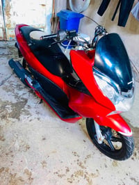 pcx  الجيل الاول سعر مليون و١٠٠ مكينه تبخر ٠٧٧٠٤٢٨٨١٧٠