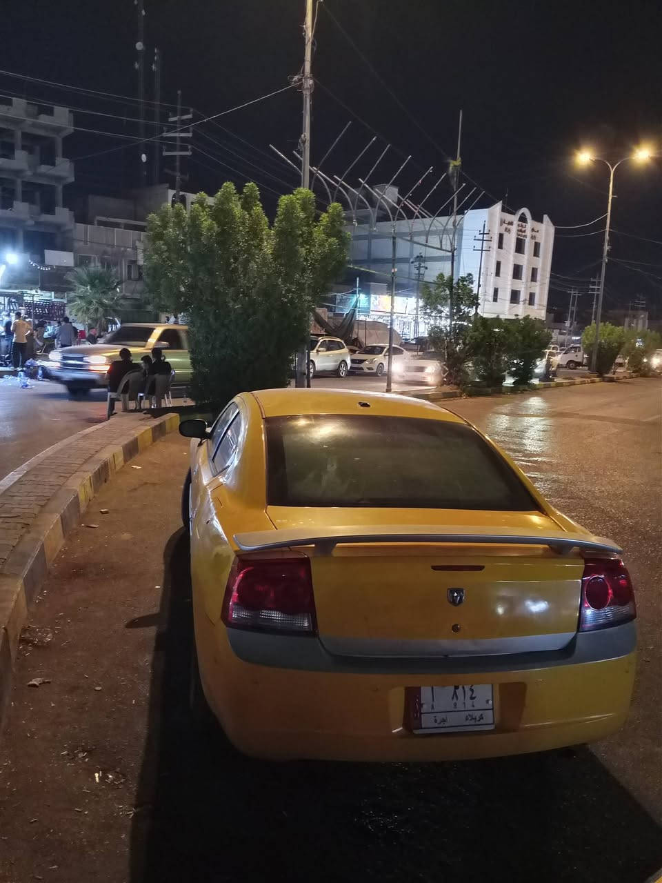 السياره باسمي خطه نجف ناصريه مكفوله من الكصه مكينه وكير وحداديه جديدة موديل 2010 السعر95 وبيه مجال رقم الهادف ***********
