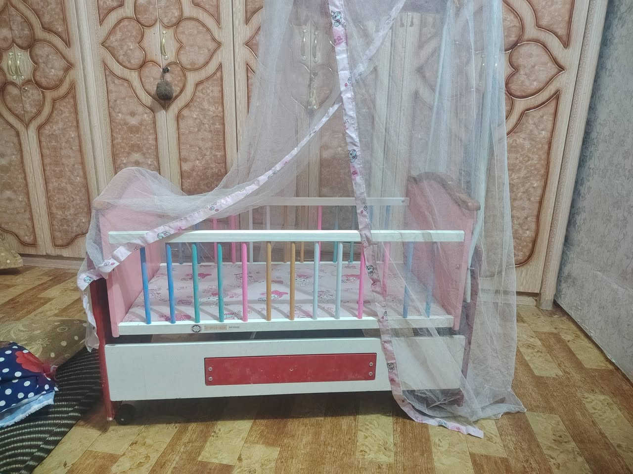 سرير اطفال • مستعمل • فلوجه