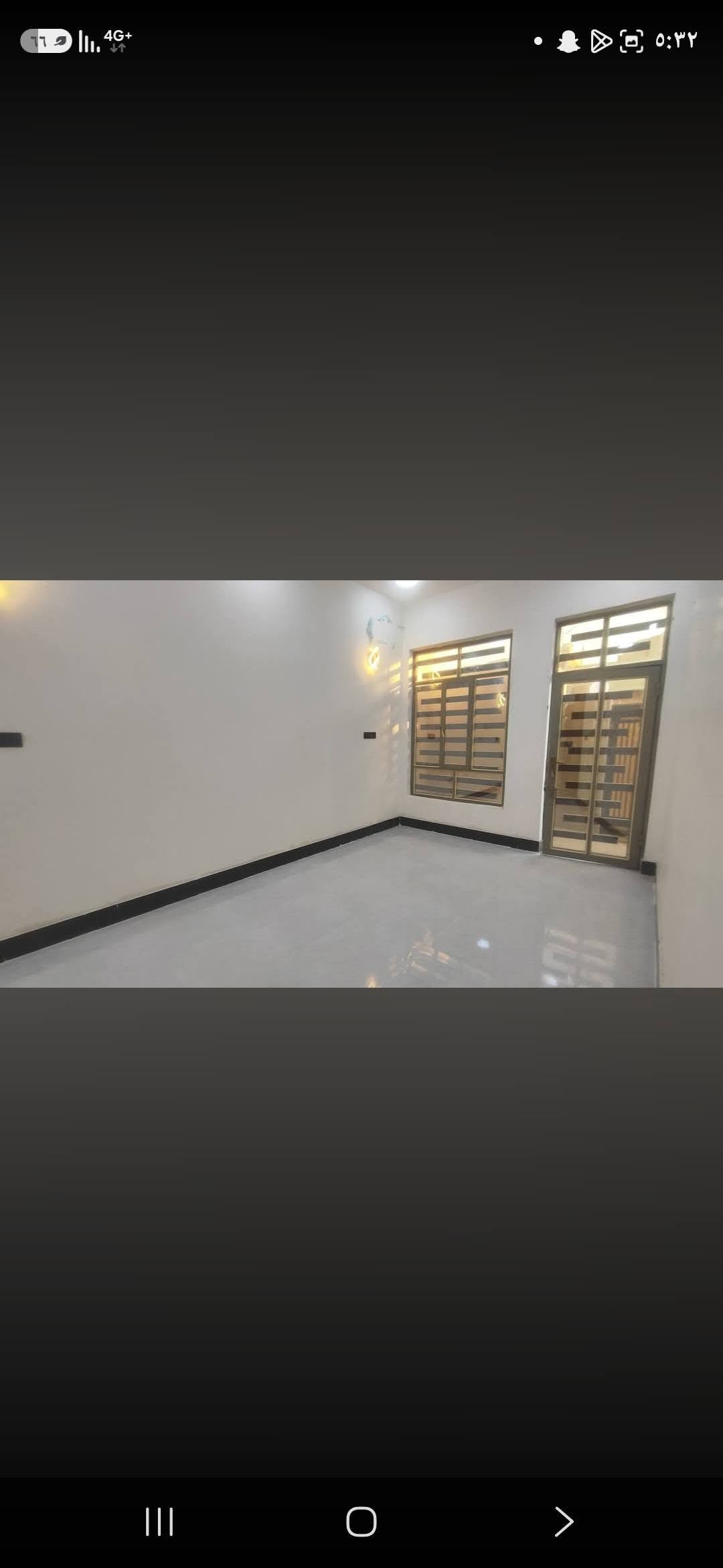 دار للبيع المساحه 100 متر بناء درجه اولى وحديث حي الصحفيين ظهر شارع 30 رقم الهاتف ***********

نص مكتوب في الصور:
- 11 4G+ ٥:٣٢
- ٩ of ١٣ سالم الساعدي منذ 10 ساعات أعجبني تعليق مشاركة