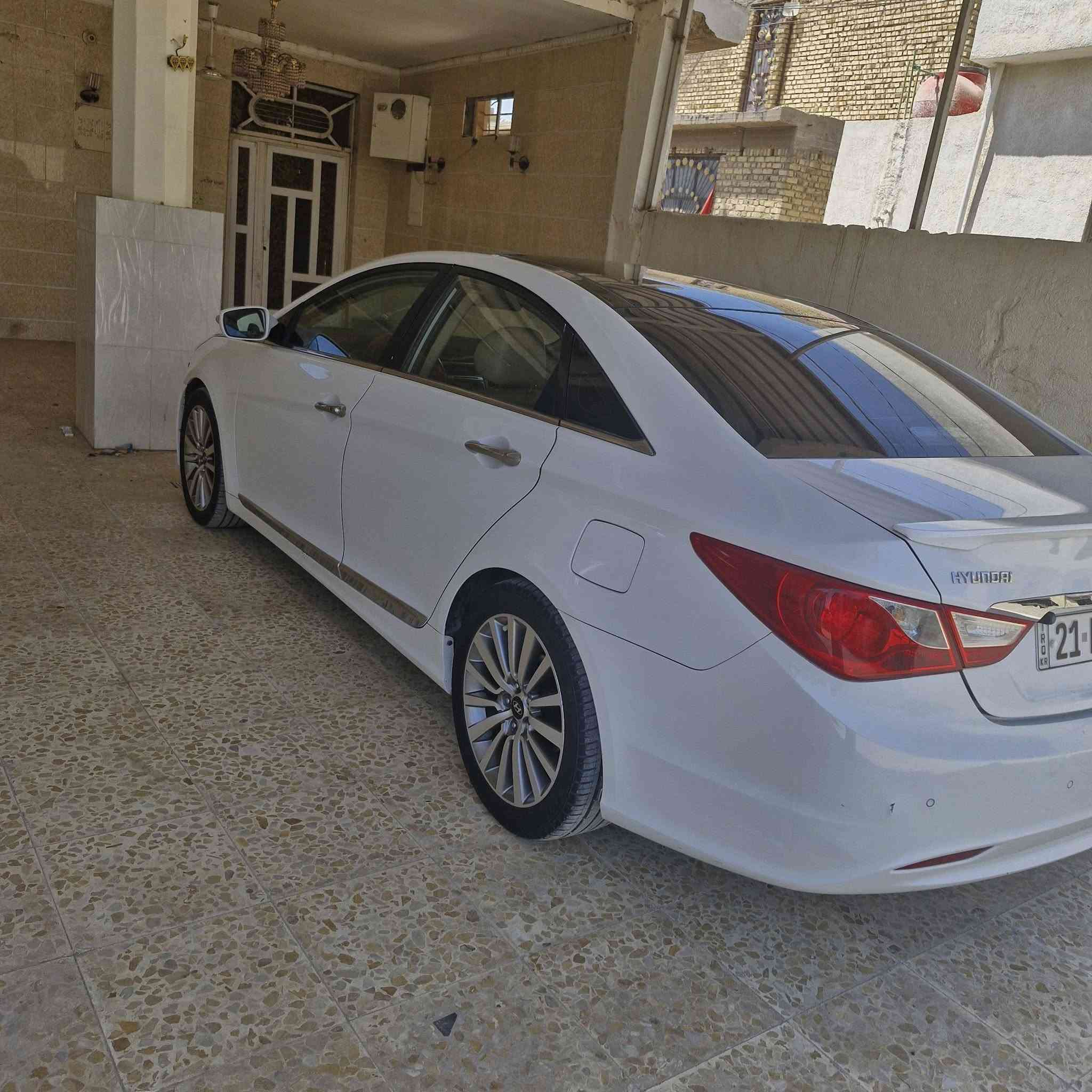 السلام عليكم
سوناتا ٢٠١١ خليجي مكفولة مكينه ٢٤٠٠ فول مواصفات مكانها كربلاء طوريج السعر ١١٧ وبيها مجال  رقم 
***********

