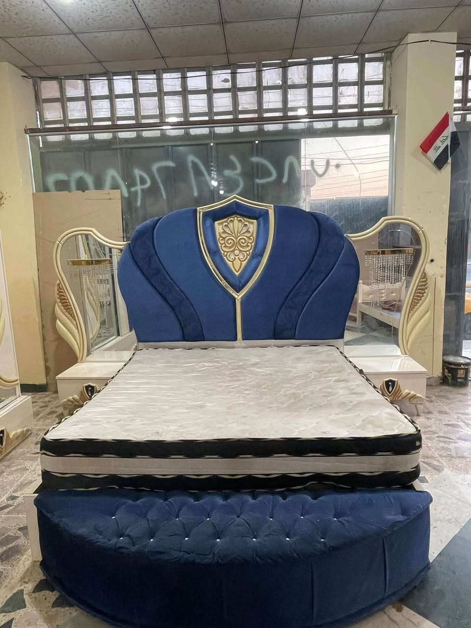 السلام وعليكم غرفه نوم تركي10قطع سعر750وبيه مجال المكان تكريت القادسيه قطعه500شارع مجمع الطبي الاستفسار***********
