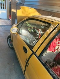 سيارة. صيني. شيري موديل  ١٢ نظيفه السعر  ٢٢ ورقة 07702328810 للتواصل