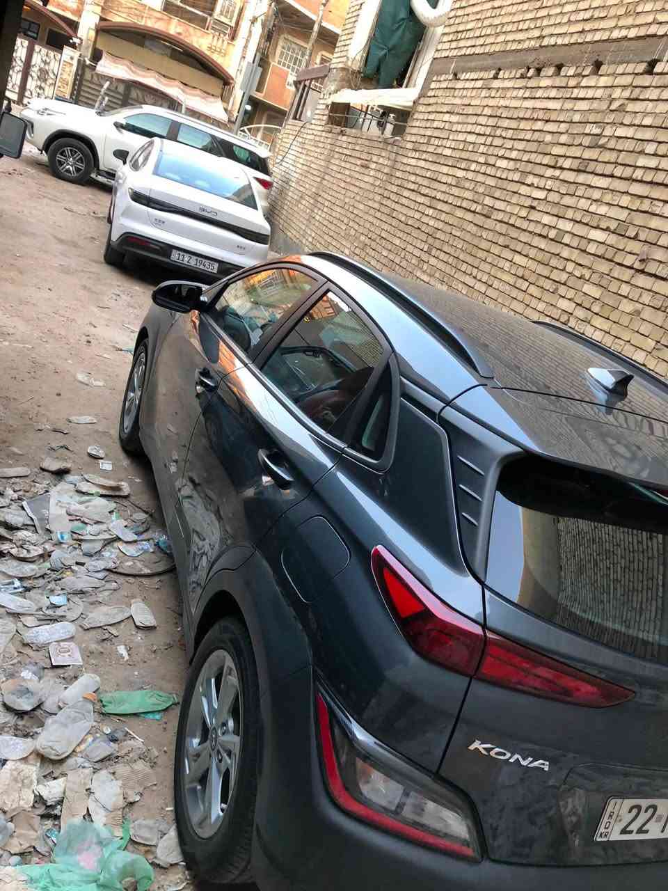 السلام عليك للبيع هونداي كونا مديل ٢٠٢٣ وارد خليجي سياره جاهزه ونظيفة واستخدام شخصي رقم اربيل مواصفات بصمه وكشتات جلد لونين موضحه بالصور للاستفسار الاتصال على الرقم *********** مكان السياره بغداد حي البنوك السعر ١٣٩ ورقه
