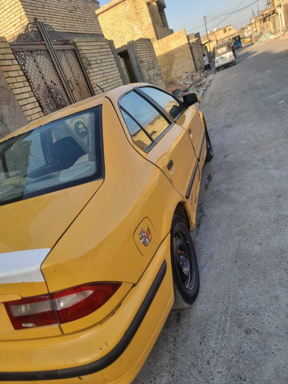 السلام عليكم
سياره سمند للبيع موديل ٢٠١١ سياره نضيفه مكينه وكير كورلا 
سياره بيهه شاملغ خلفي  سياره نضيفه بس من عدا التبريد تخم تاير جديد صدر الخلفي نضيف النضافه ٧٠ % الصدر الامامي جديد السياره باسمي مصفره هيه وغرامات ثاني يوم تحويل 
السعر ٢٨ ورقه وبيهه مجال للطيبين مكاني بغداد مدينه الصدر رقم الهاتف ***********
