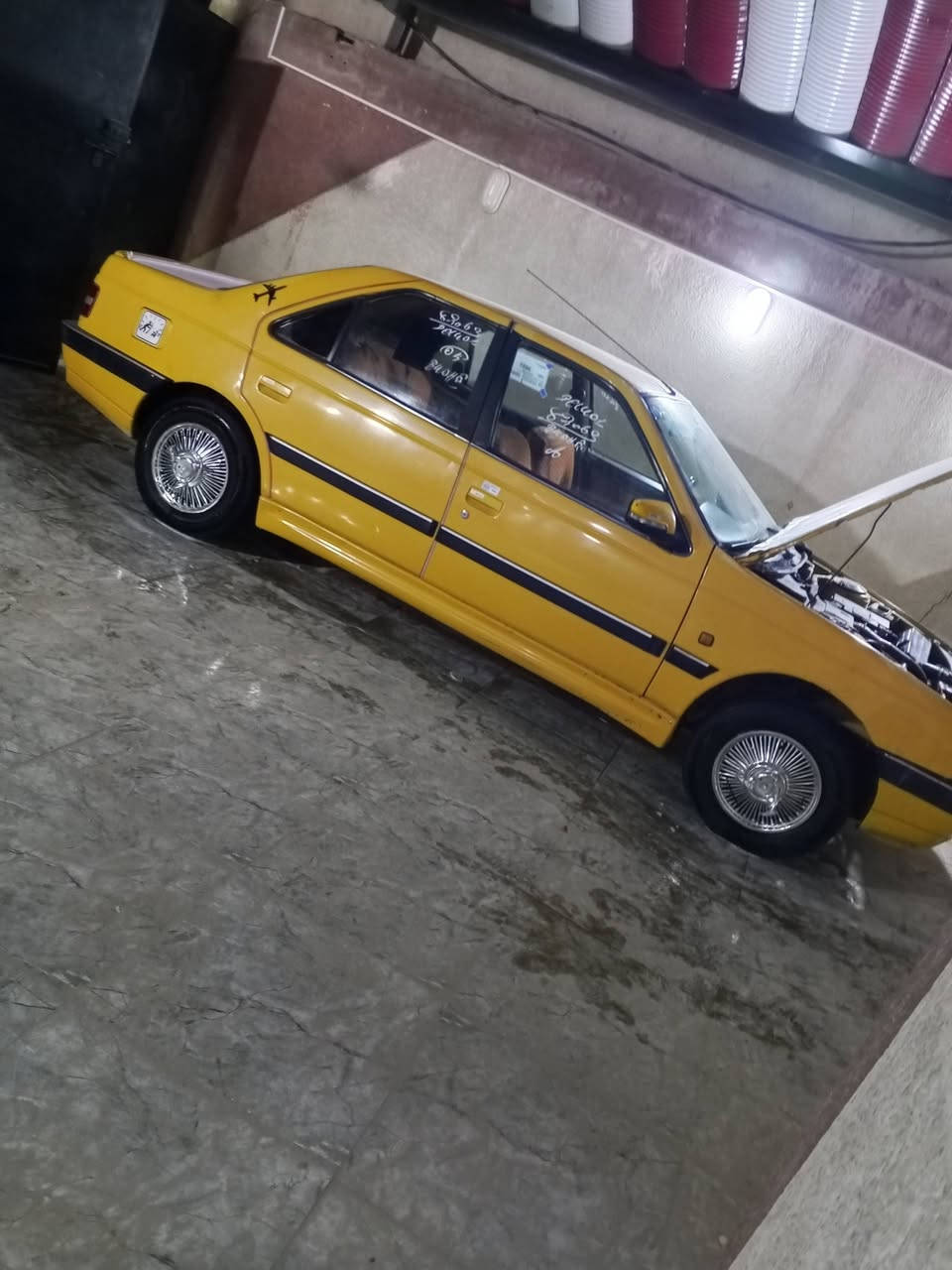 سلام عليكم بيجو بارص للبيع ساره كامله تبردي خير من الله كشرها نضيف مابيها خياسات سياره بيها بدايه خيط تبخير السعر 30 وبيها مجال مكاني بصره زبير رقم تلفون ***********
