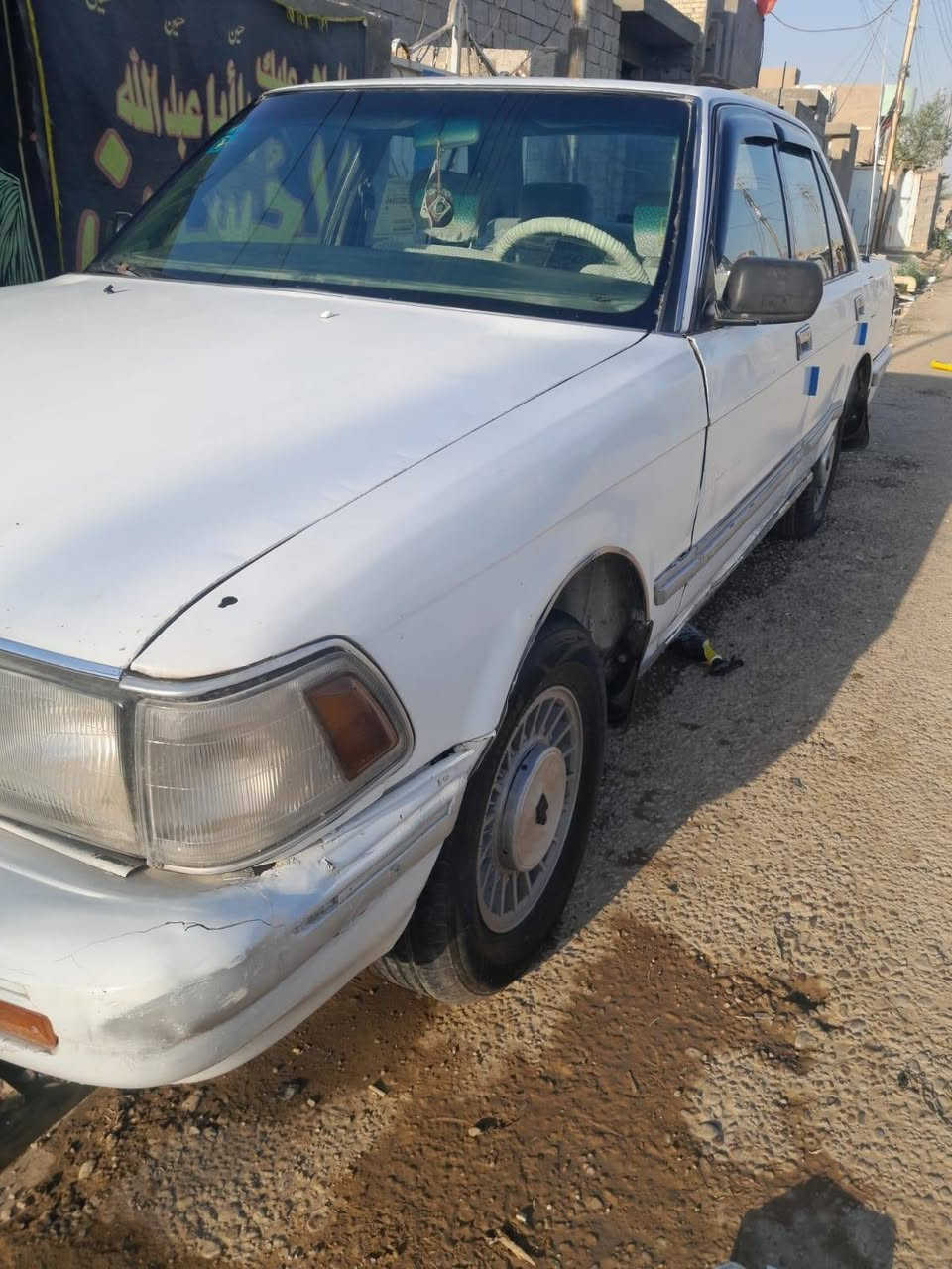 سلام عليكُم سوبر سيدان موديل 90 بلادي كير عادي رقم انكليزي بغداد بسمي العنوان بغداد سعر ٥٠ رقم موبايل ***********
