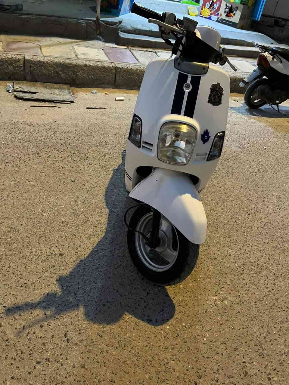 بوليس • جديد • شهرين