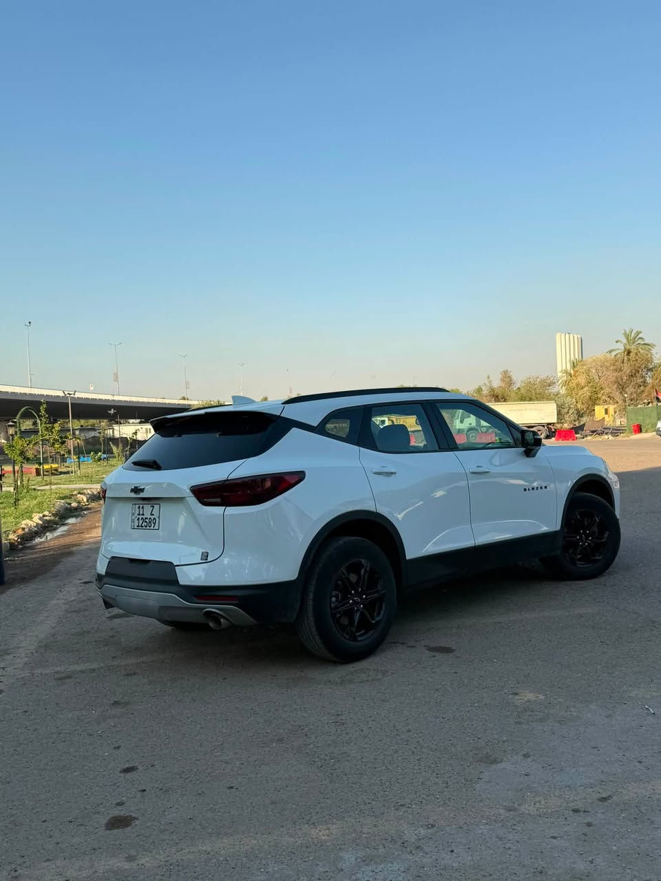 بلايزر 3LT 
2024. 
حادث. بسيط. 
ماشية. 24 الف فقط. 
 بدون ايرباك. 
بغداد اليرموك 
***********
صور الحادث. مرفقة
